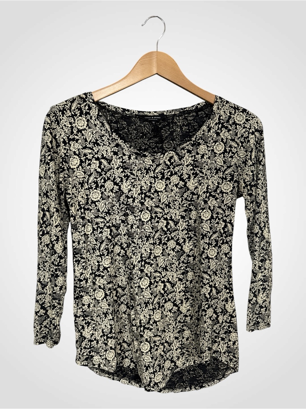 WSH124 {Lucky Brand} Black Off White Floral Print Long Sleeve Scoop Neck Shirt